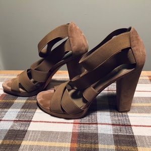 Stuart Weitzman Sandals Size: 38